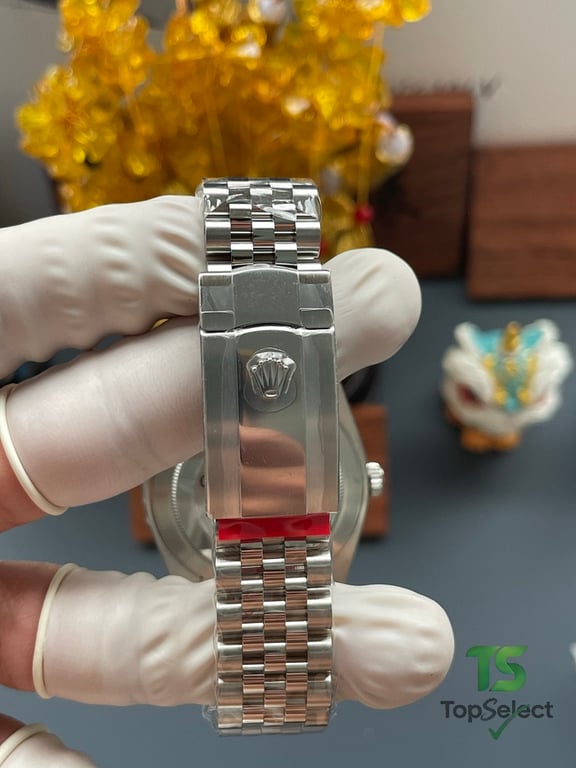 Rolex Datejust Gray Dial Jubilee Bracelet - 5