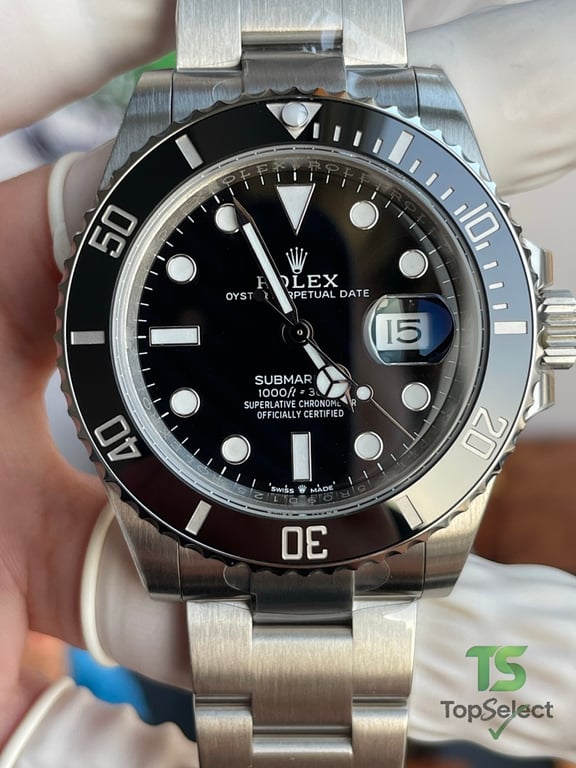 Rolex Submariner Date Black Dial VS41 - 11