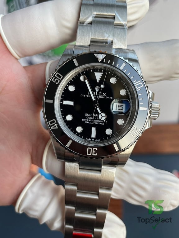 Rolex Submariner Date Black Dial VS41 - 15