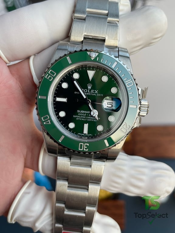 Rolex Submariner Date Green Dial Hulk - 13