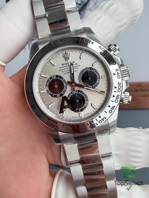 Rolex Cosmograph Daytona Silver Dial - 12