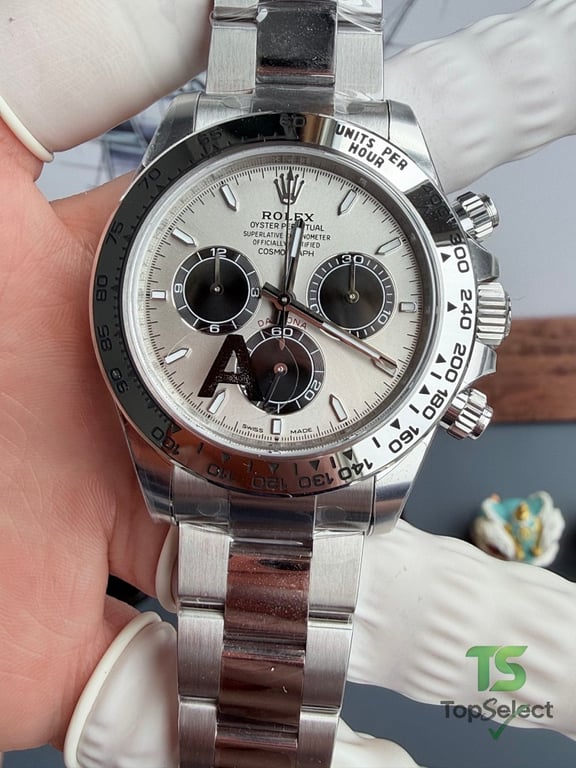 Rolex Cosmograph Daytona Silver Dial - 13