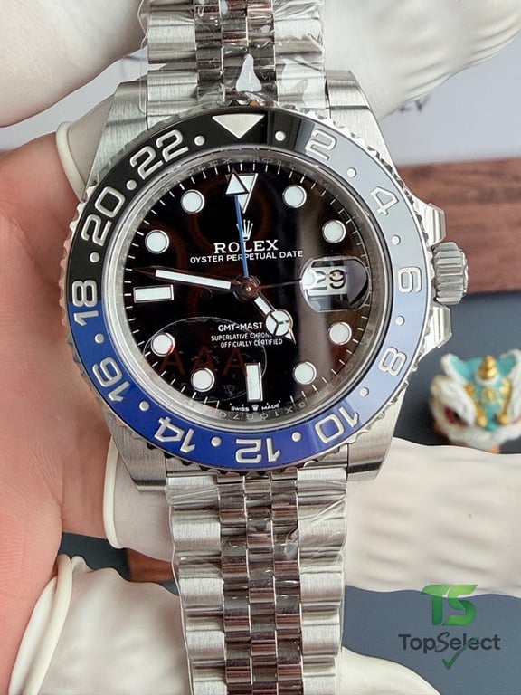 Rolex GMT-Master II Blue Black Bezel Jubilee - 12
