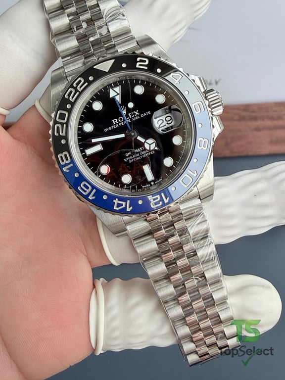 Rolex GMT-Master II Blue Black Bezel Jubilee - 9