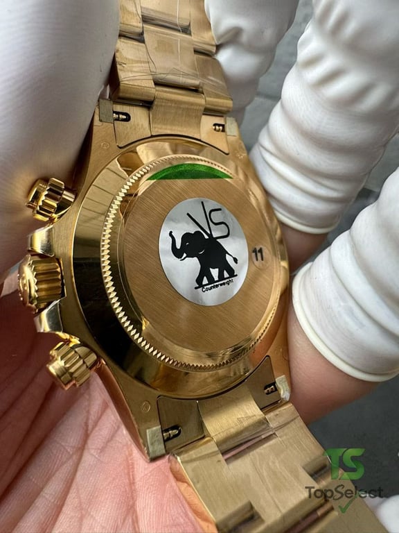Rolex Cosmograph Daytona Gold Green Dial - 9