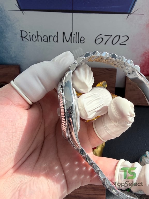 Rolex Datejust 41 White Roman Dial - 7