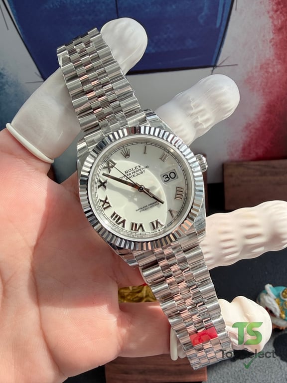Rolex Datejust 41 White Roman Dial - 8