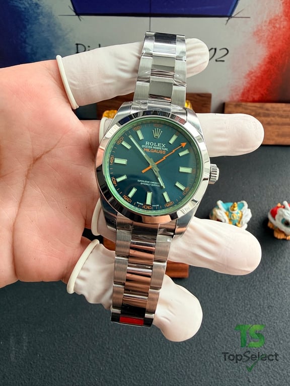 Rolex Milgauss Z-Blue Dial Green Crystal - 3
