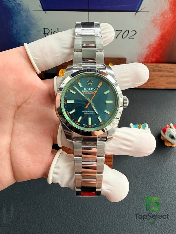 Rolex Milgauss Z-Blue Dial Green Crystal - 5