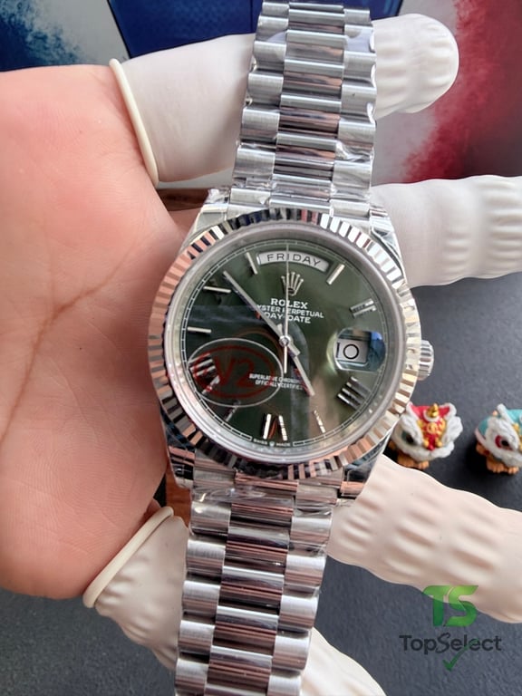Rolex Day-Date Green Dial Silver - 17
