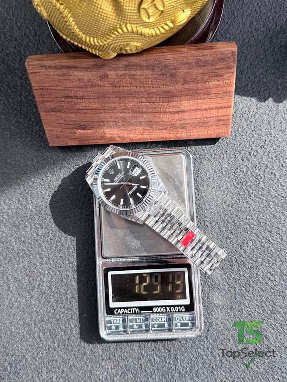 Rolex Datejust 41 Black Dial Jubilee - 8