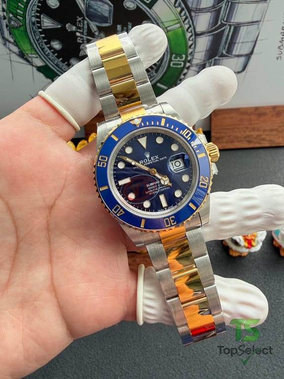Rolex Submariner Date Blue Gold 41mm - 19