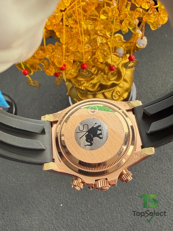 Rolex Cosmograph Daytona Rose Gold Black Dial - 14