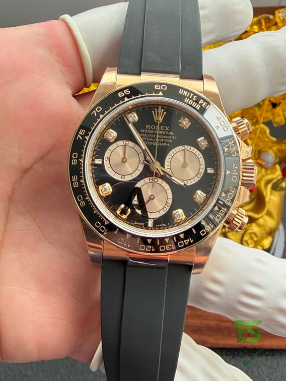 Rolex Cosmograph Daytona Rose Gold Black Dial - 18