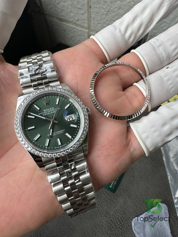 Rolex Datejust Green Dial Diamond Bezel - 4