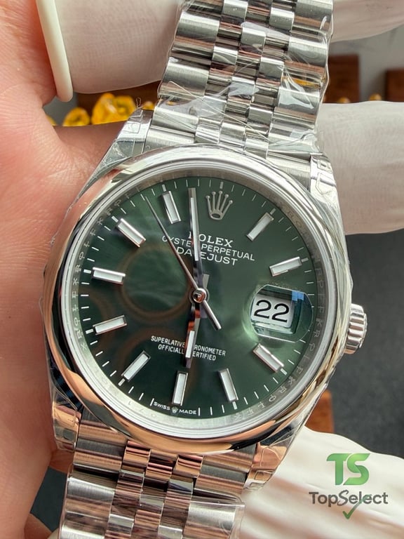 Rolex Datejust 36 Green Dial Jubilee - 4