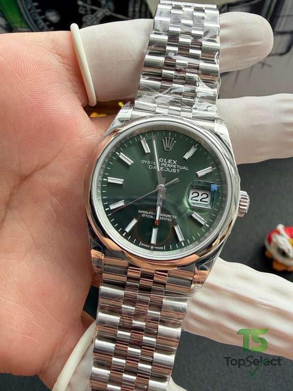 Rolex Datejust 36 Green Dial Jubilee - 8