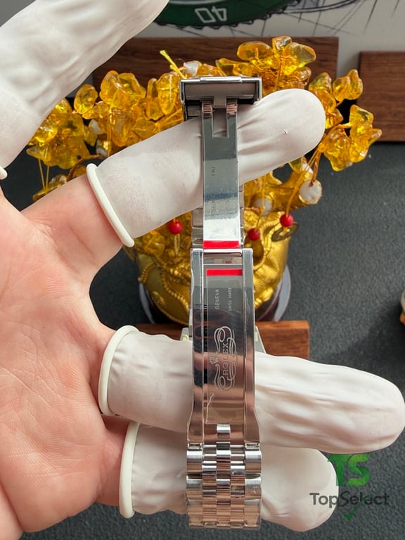 Rolex Datejust 36 Silver Dial Jubilee Bracelet - 10