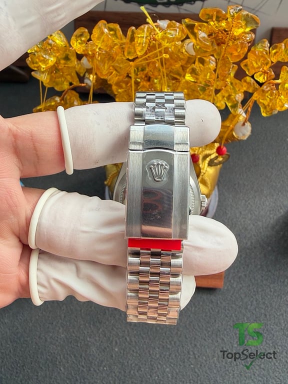 Rolex Datejust 36MM Silver Dial Diamond Bezel - 19