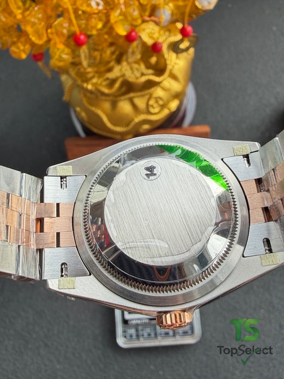 Rolex Datejust 36 Rose Gold and Steel Black Dial - 13