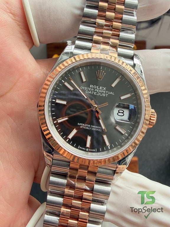 Rolex Datejust 36 Rose Gold and Steel Black Dial - 3
