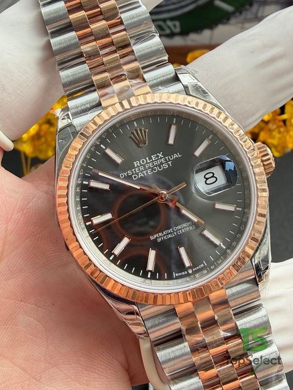 Rolex Datejust 36 Rose Gold and Steel Black Dial - 6