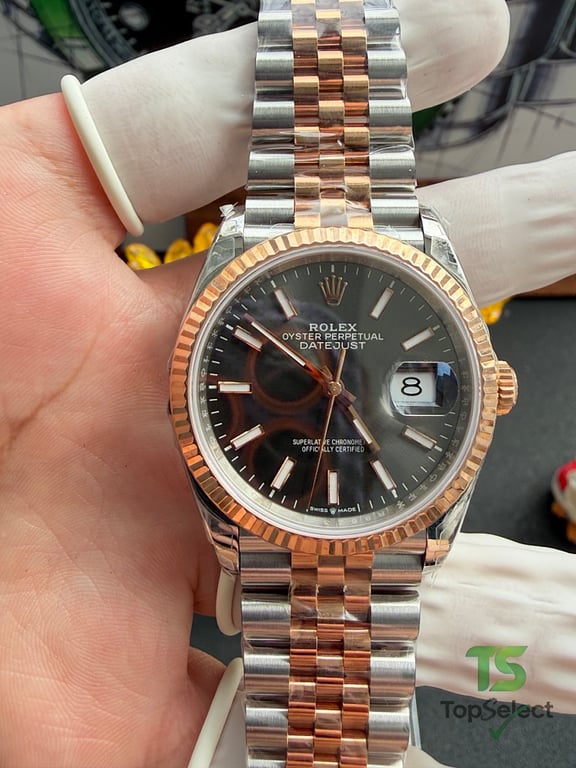 Rolex Datejust 36 Rose Gold and Steel Black Dial - 8