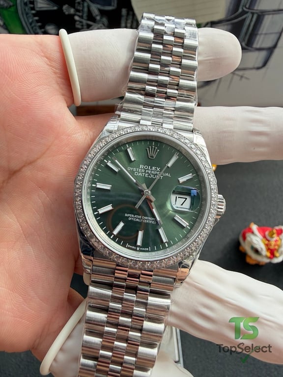 Rolex Datejust 36MM Green Dial Diamond Bezel - 18