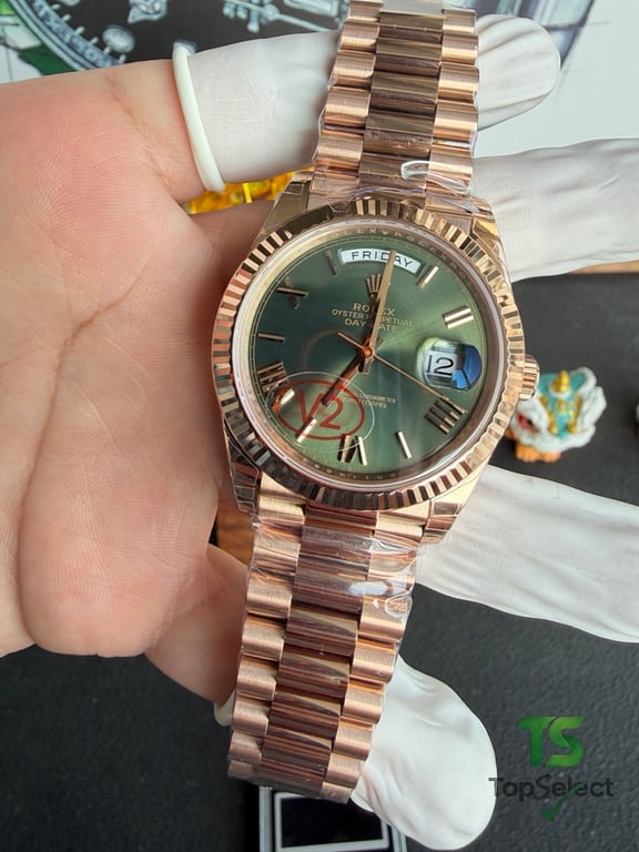 Rolex Day-Date Rose Gold Olive Green Dial - 18