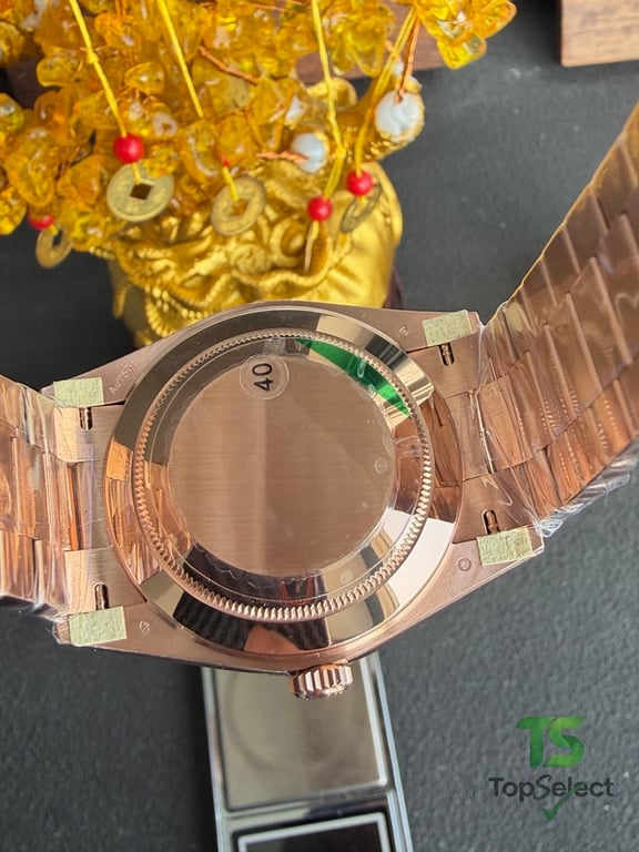 Rolex Day-Date Rose Gold Olive Green Dial - 19
