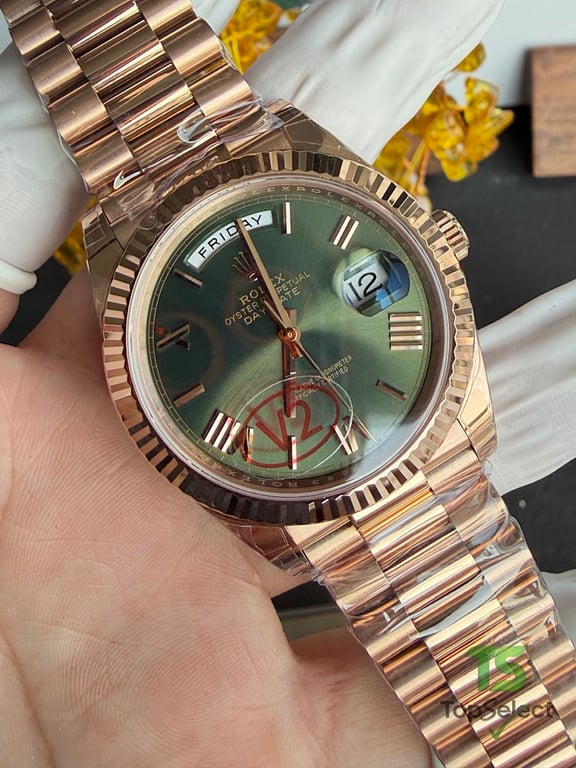 Rolex Day-Date Rose Gold Olive Green Dial - 7
