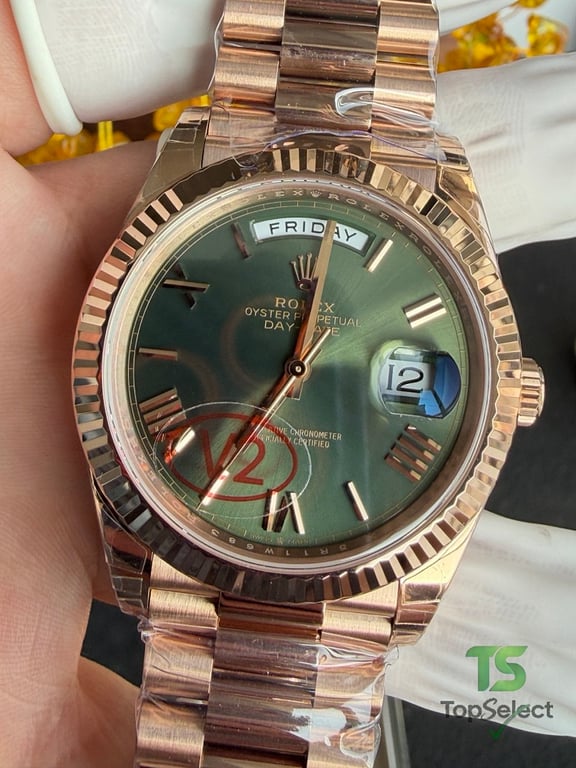Rolex Day-Date Rose Gold Olive Green Dial - 9