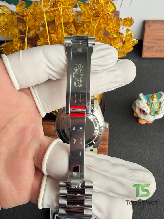 Rolex Day-Date 40 Black Dial Baguette Markers - 7