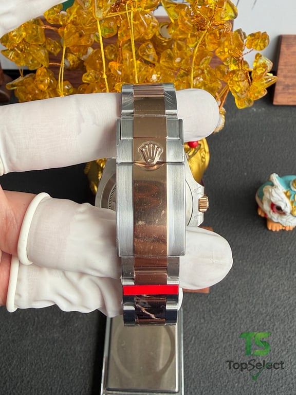 Rolex GMT-Master II Root Beer Two-Tone - 7