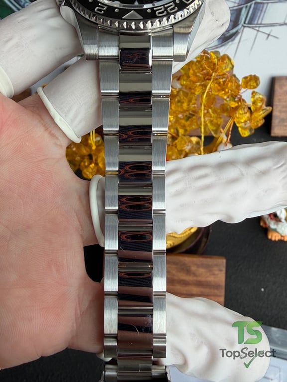 Rolex GMT-Master II 116710LN Black Dial - 16