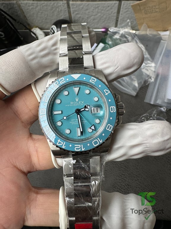 Rolex GMT-Master II Tiffany Blue Steel - 2