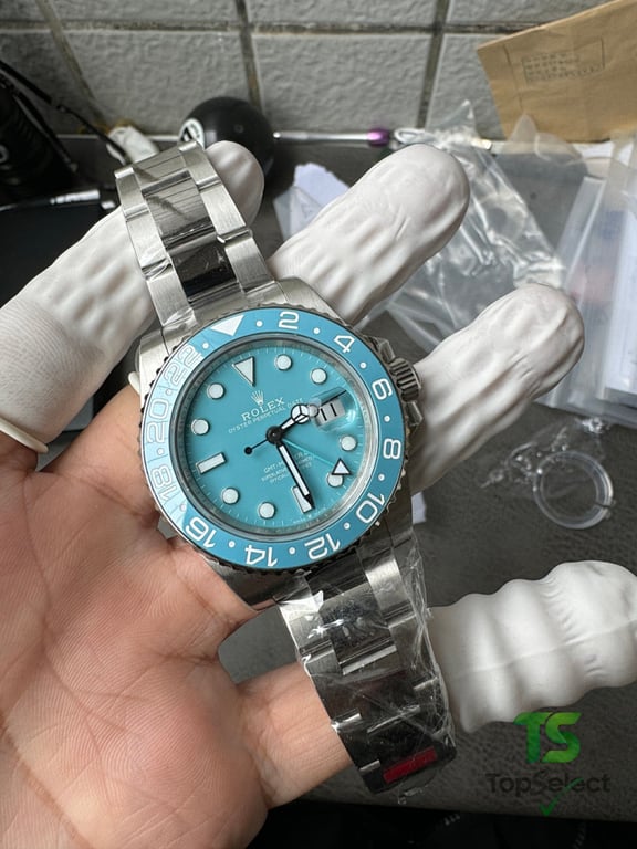 Rolex GMT-Master II Tiffany Blue Steel - 10
