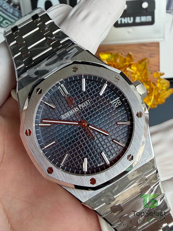 Audemars Piguet Royal Oak 15500 Blue Dial - 2