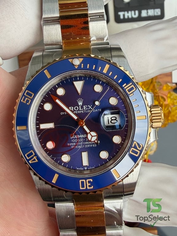 Rolex Submariner Date Blue Gold - 15