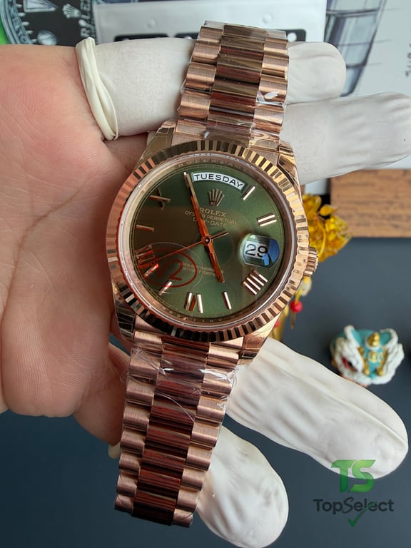 Rolex Day-Date Rose Gold Olive Green - 17