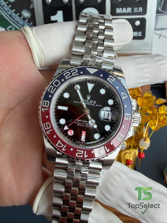 Rolex GMT-Master II Pepsi Jubilee - 2
