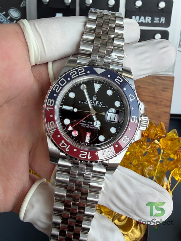 Rolex GMT-Master II Pepsi Jubilee - 18