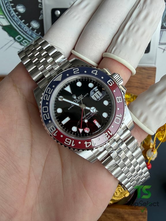 Rolex GMT-Master II Pepsi Jubilee - 3