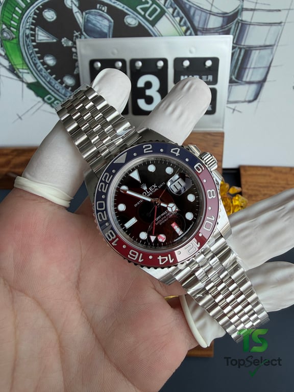 Rolex GMT-Master II Pepsi Jubilee - 22