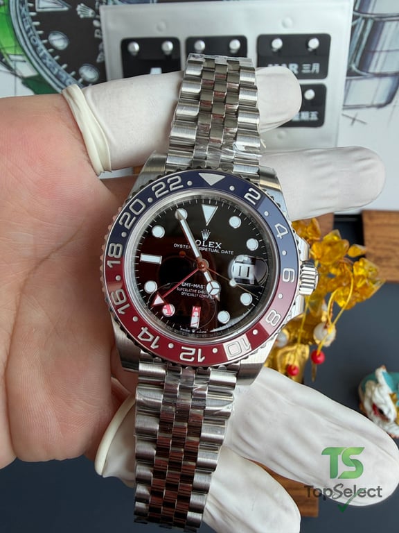 Rolex GMT-Master II Pepsi Jubilee - 8