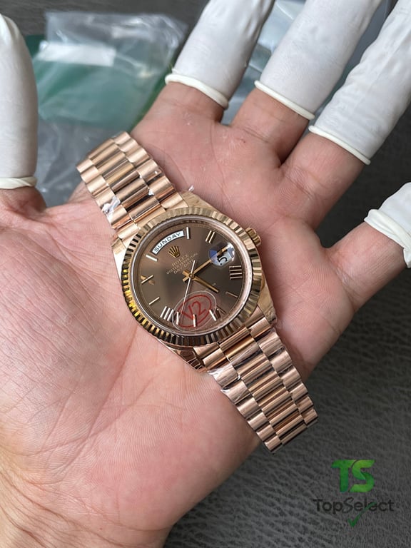 Rolex Day-Date Rose Gold Chocolate Dial - 18