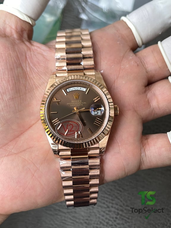Rolex Day-Date Rose Gold Chocolate Dial - 22