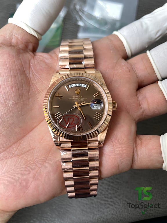 Rolex Day-Date Rose Gold Chocolate Dial - 23