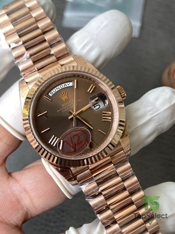 Rolex Day-Date Rose Gold Chocolate Dial - 6