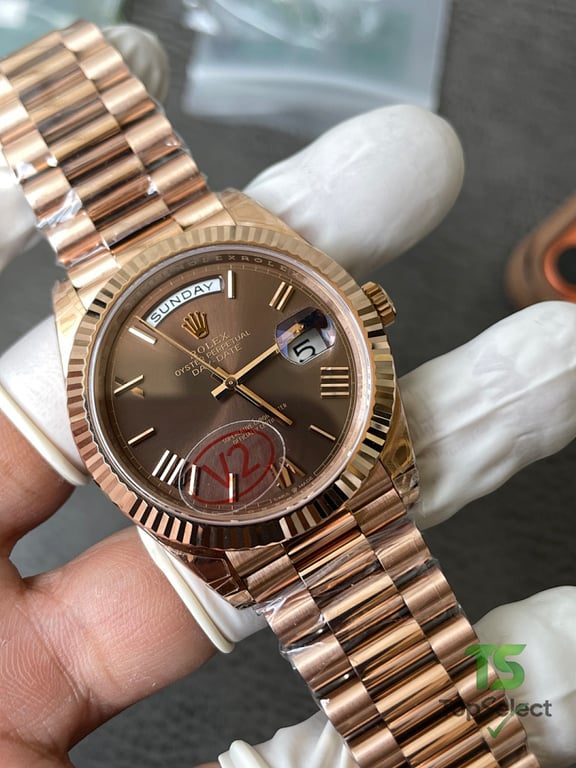 Rolex Day-Date Rose Gold Chocolate Dial - 8